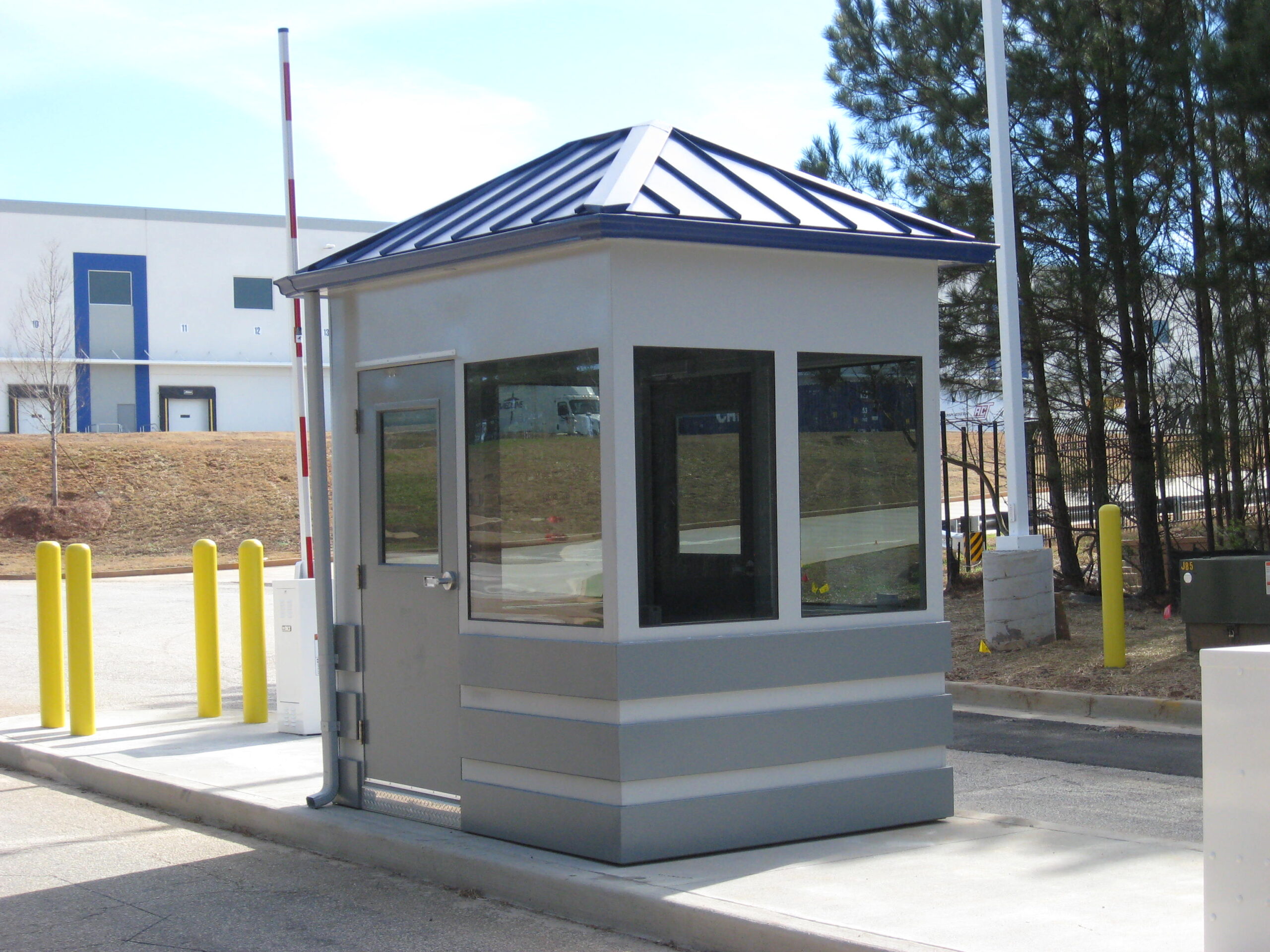 Prefabricated guard booth